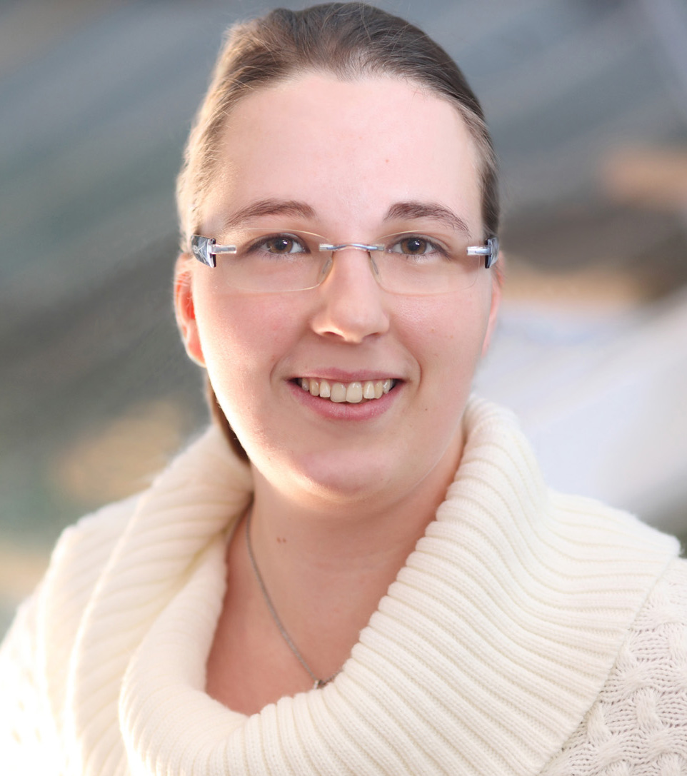 Ücker Annekathrin, Dr.